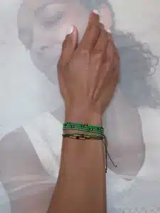 Bracelet fait main en perles de rocailles | vert et doré LUILA