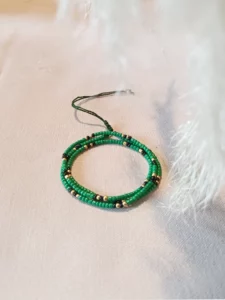 Bracelet fait main en perles de rocailles | vert et doré LUILA