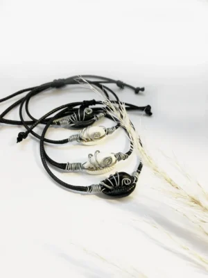 Bracelet bohème en coquillage blanc cauri naturel LUILA