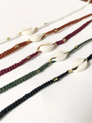 Bracelet macramé et coquillage cauri naturel | LUILA